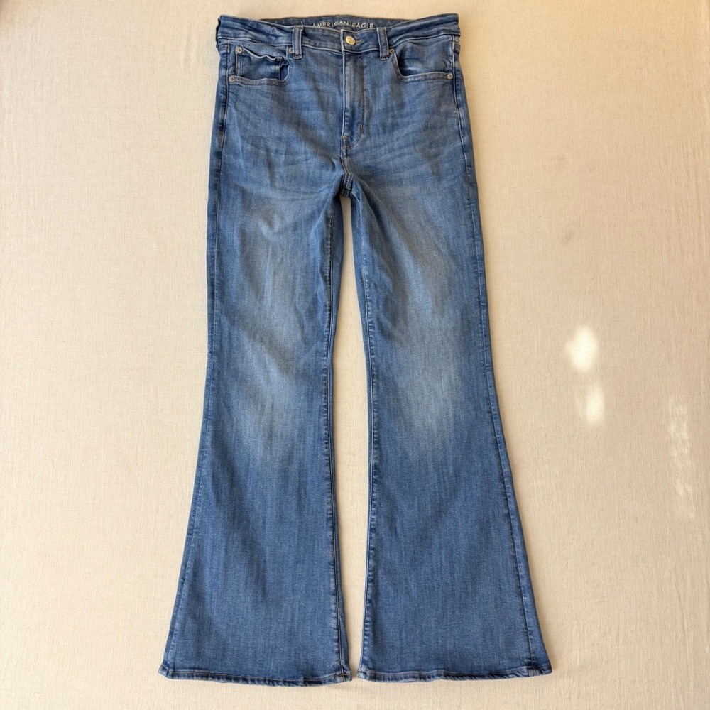 American Eagle Super Hi-Rise Flare Jeans Womens 12 Blue Medium Wash Stretch